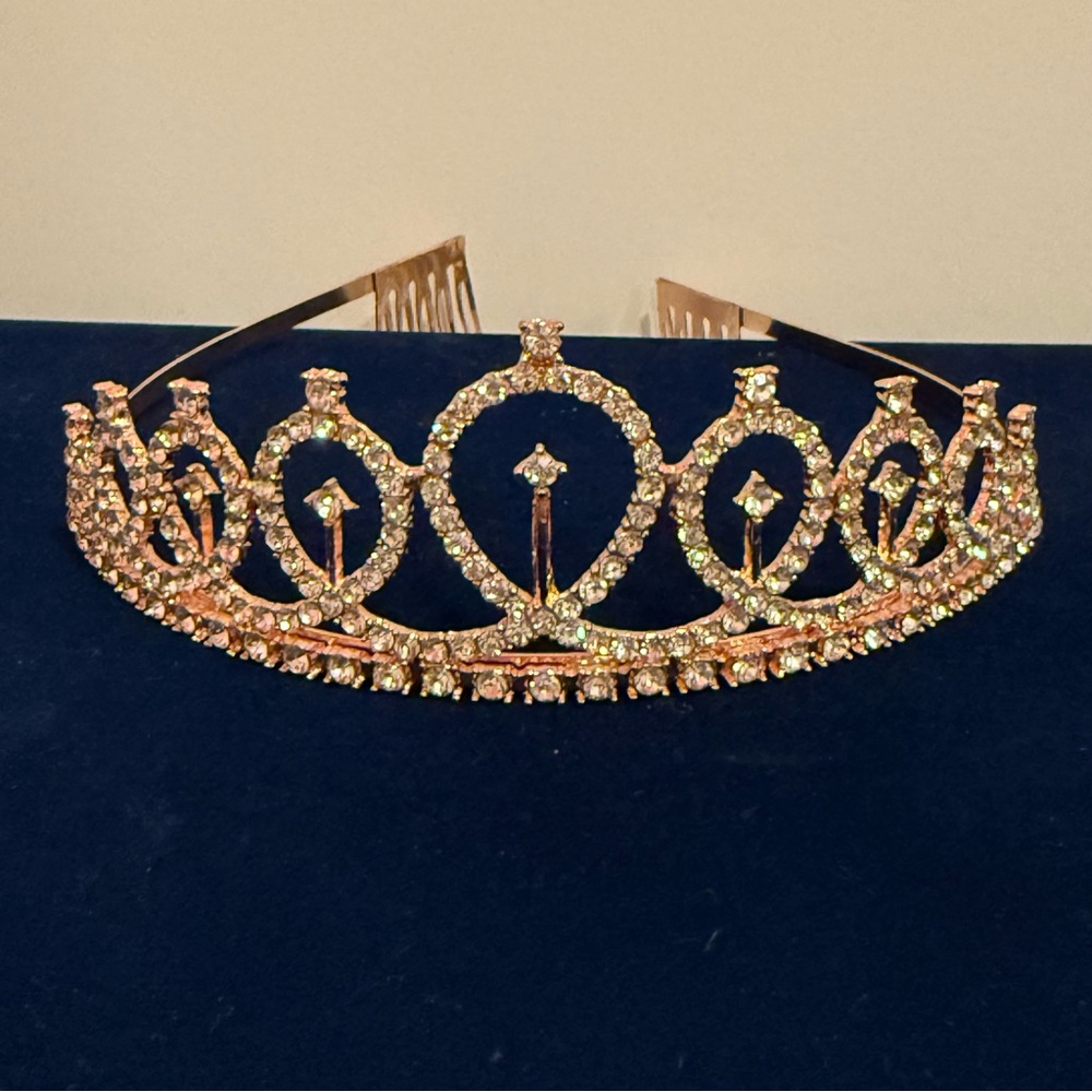 Elegant Rose Gold Tiara with Rhinestones